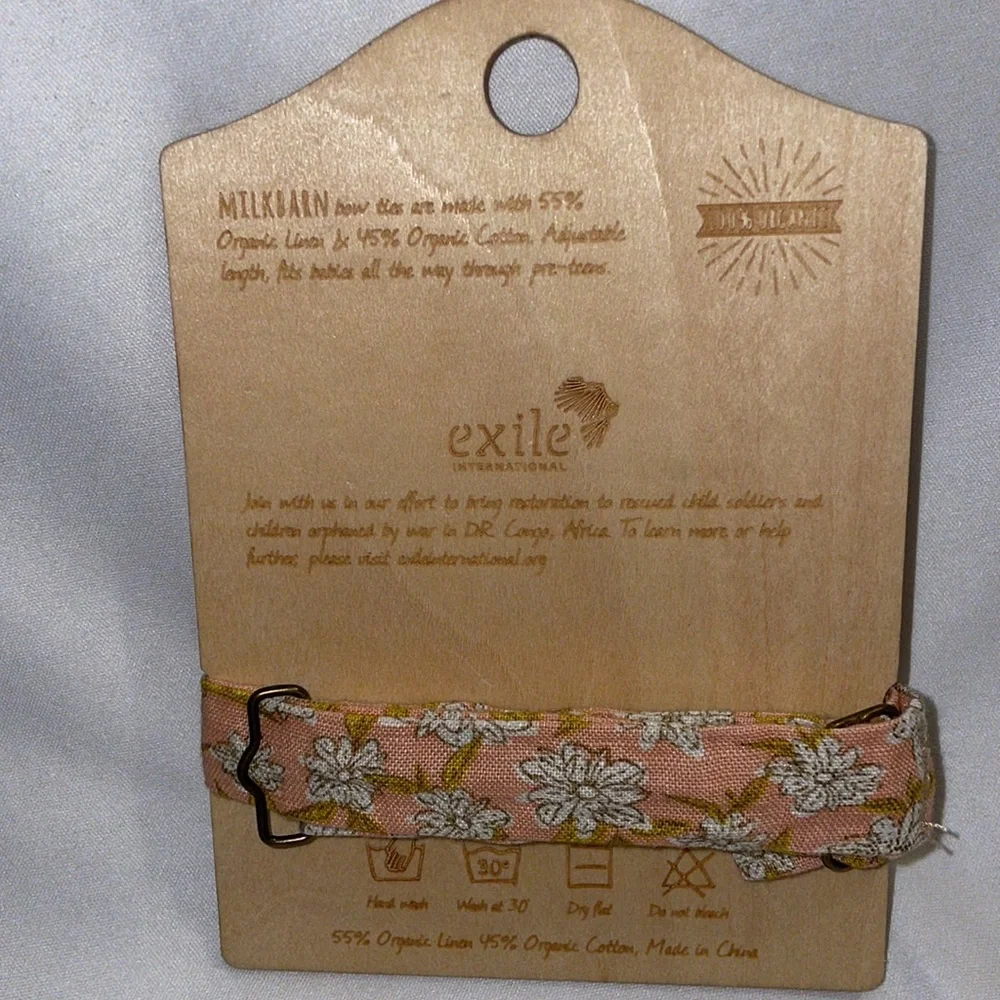 MilkBarn Floral Bow Tie